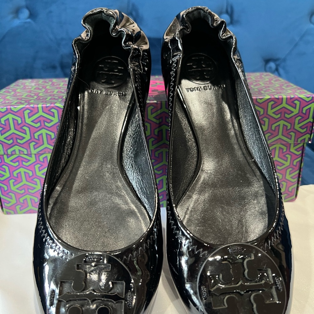 Tory Burch Black Patent Leather classic ballet flats.